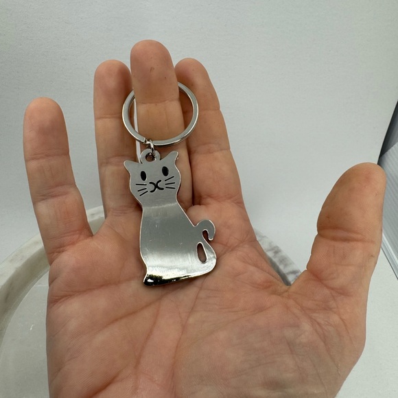3/$15 Cute Chrome Cat Keychain - Picture 5 of 6